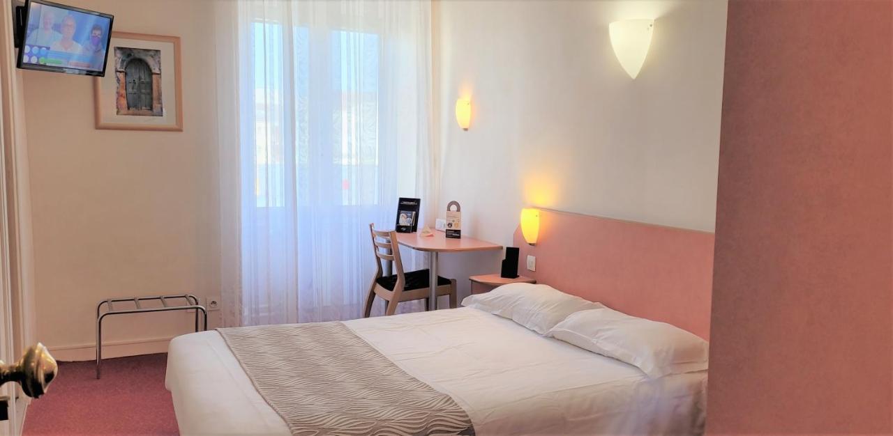 Nouvel Hotel 롱르소니에 외부 사진