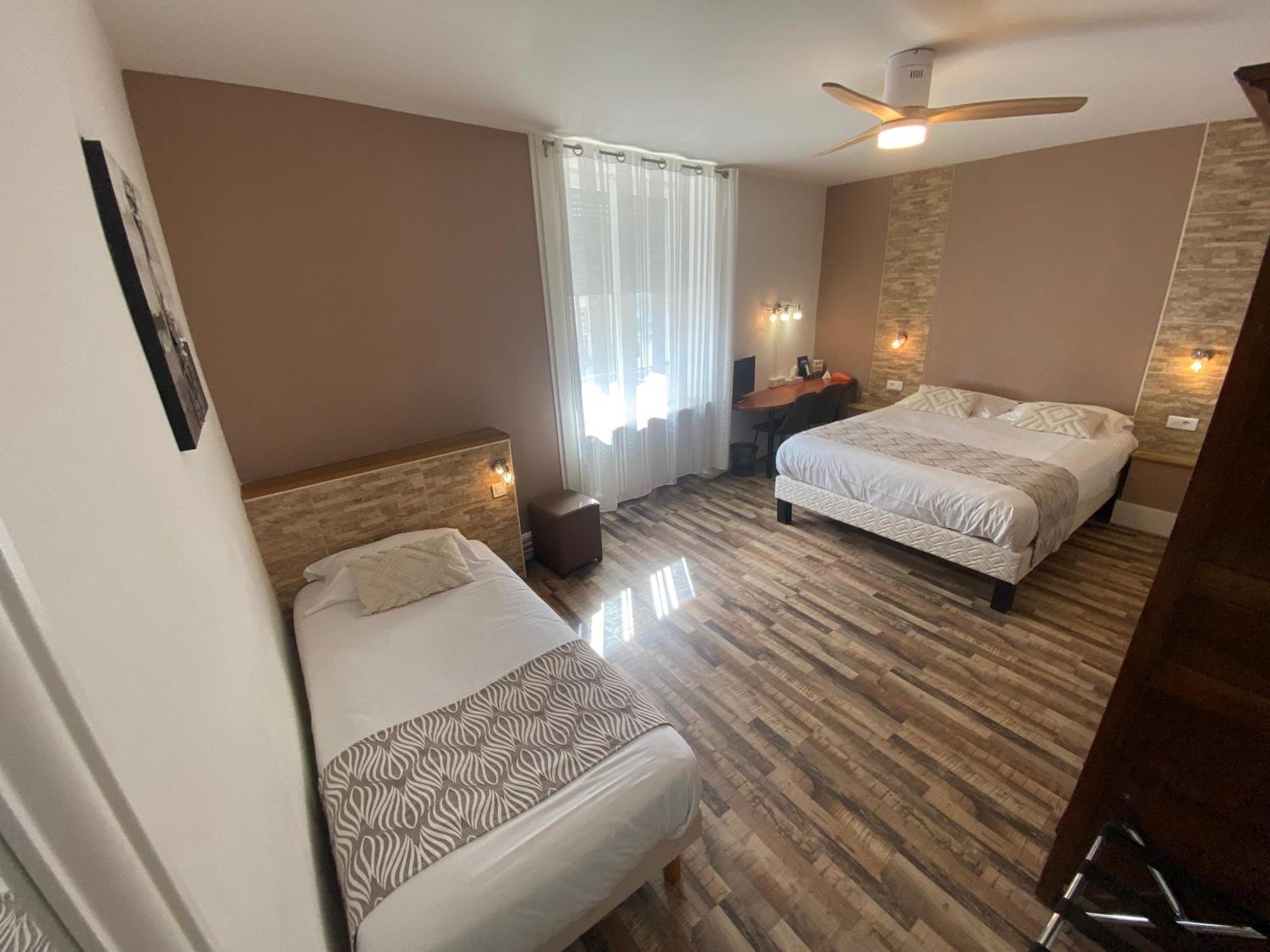 Nouvel Hotel 롱르소니에 외부 사진